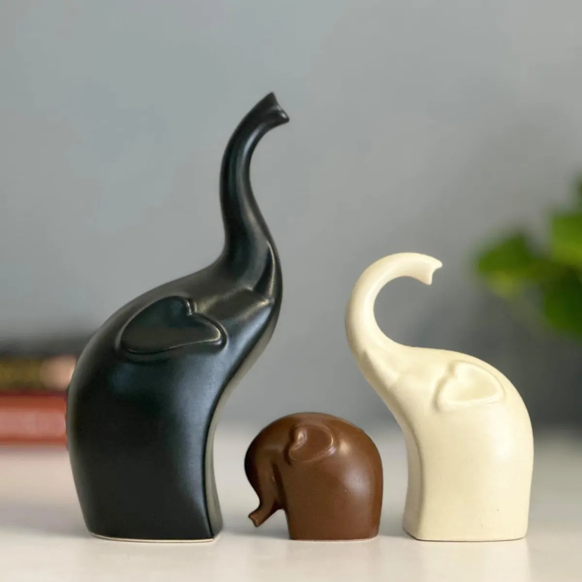 Ceramic Elephant Family Figurine Set - Multicolor Matte Finish Decorative Showpieces for Home Decor
